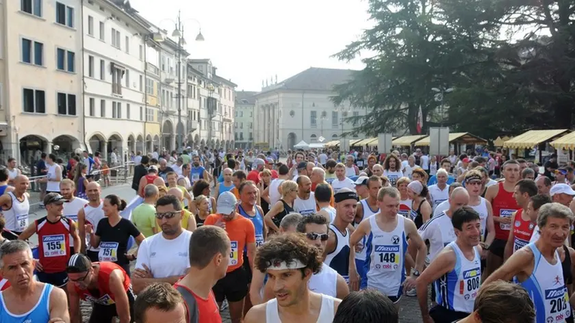 25Â° edizione della Strabelluno, costa podistica per le strade della cittÃ di Belluno.