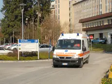 Belluno, 15 marzo 2007. Feltre, un'ambulanza esce dal pronto soccorso dell'ospedale.