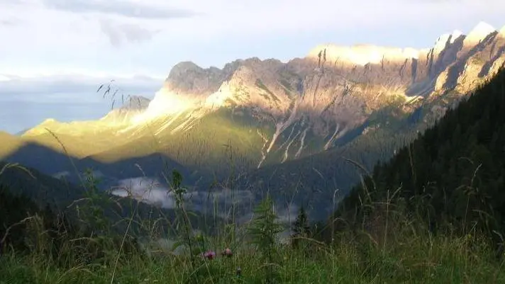 Una vista della Val Visdende dove corre il confine tra Italia e Austria