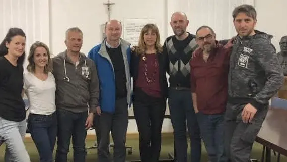 Monica Cesco Gaspare al centro con la squadra del nuovo direttivo