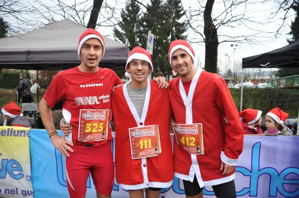Corsa dei Babbo Natale a Pedavena
