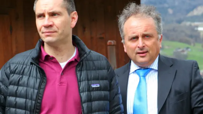Arrivo dietro la casa di franceschi, presente anche l'ex Sindaco di Belluno Prade Antonio. Corteo per manifestare la propria solidarietaà al Sindaco di cortina d'Ampezzo Franceschi Andrea.