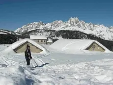 Uno scorcio di Casera Razzo alcuni giorni fa La neve ha già raggiunto i 30 centimetri