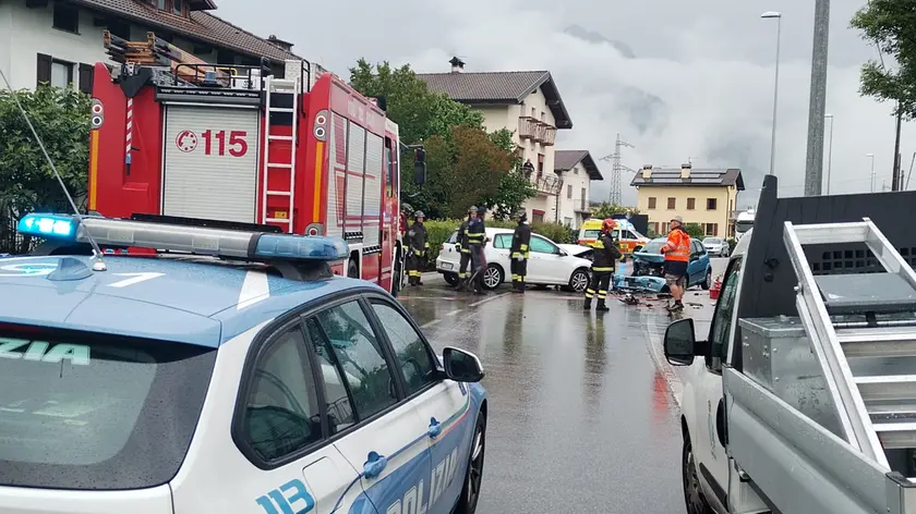 L'incidente di ieri a Roe, con la strada completamente bloccata
