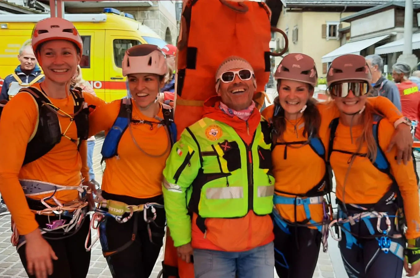 La Dolomiti Rescue Race, la sfida internazionale tra soccorritori in montagna andata in scena tra Calalzo e Pieve di Cadore
