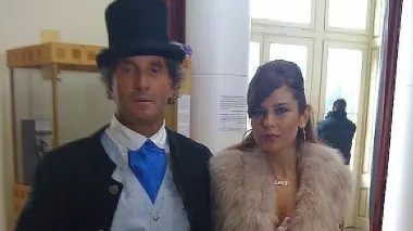 Luciano Pompanin Dimai insieme ad un’attrice del cast di Terence Hill