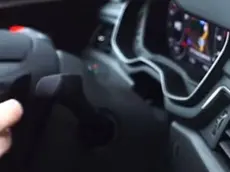 Un frame dello spot Audi ambientato in Alpago