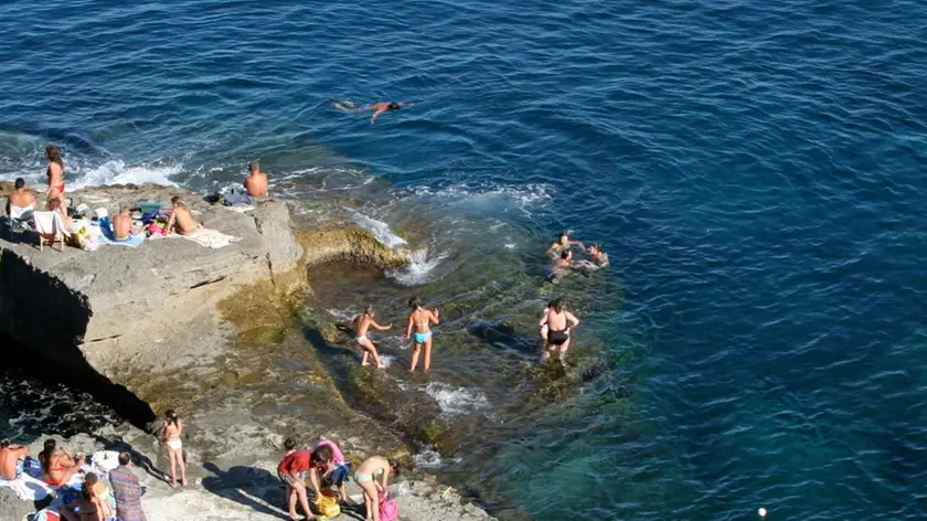 Medico bellunese muore per un malore su una spiaggia del Salento