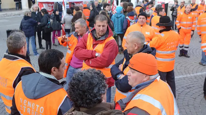 tENSIONE TRA PROVINCIA E VENETO STRADE.