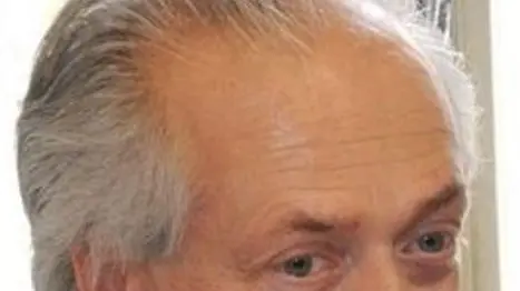Belluno, 21 marzo 2008. Il senatore Giancarlo Pagliarini nella sede de "La Destra" di bellunoPaolo Patelmo