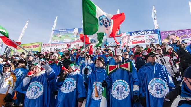 Tifosi Italiani. Coppa del Mondo di Sci Femminile. Discesa Libera di Cortina d'Ampezzo.