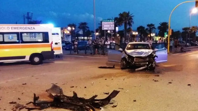 MORSEGO - DINO TOMMASELLA - JESOLO LIDO - INCIDENTE ALL'INCROCIO DI ACQUALANDIA