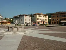 Il centro di Lentiai, in alto il sindaco Flavio Tremea