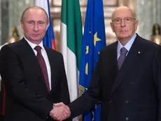 A photo realized by Office of the Press and Communication of the Presidency of the Republic shows Italian President Giorgio Napolitano meets Russian President Vladimir Putin at Quirinale palace in Rome, Italy, 25 November 2013. ANSA/PAOLO GIANDOTTI +++EDITORIAL USE ONLY - NO SALES+++