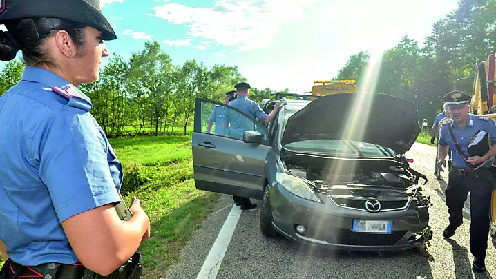 I rilievi dei carabinieri sull’incidente avvenuto in comune di Pederobba costato la vita a Mario Bittante