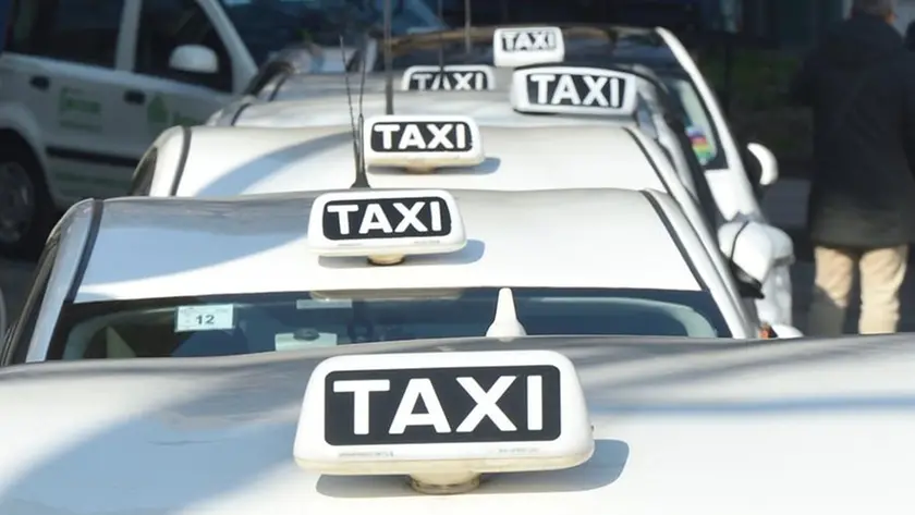 Taxi, nuove tariffe e turni a Belluno