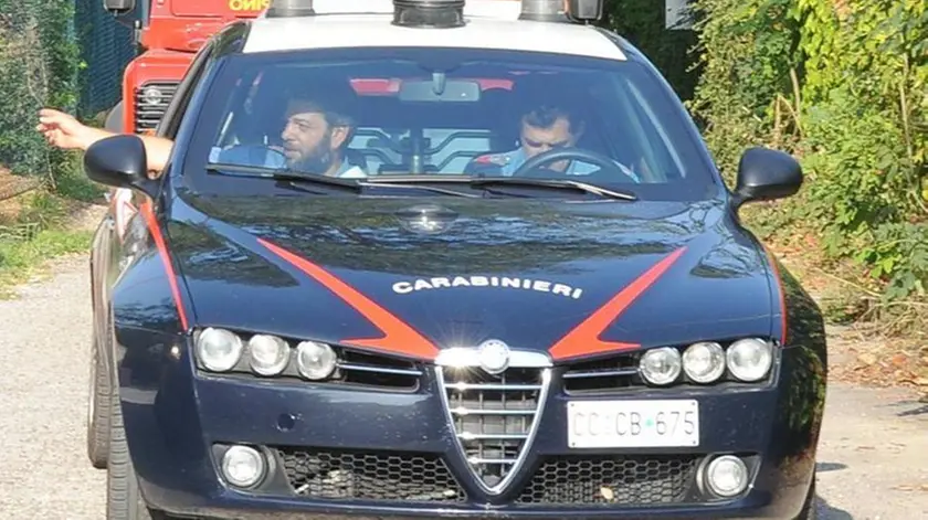 Auto dei carabinieri