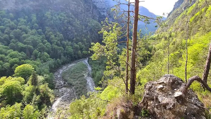 Il torrente Vanoi dove dovrebbe sorgere la diga