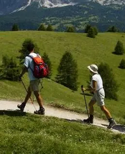 In provincia di Belluno un itinerario in 30 tappe per escursionisti