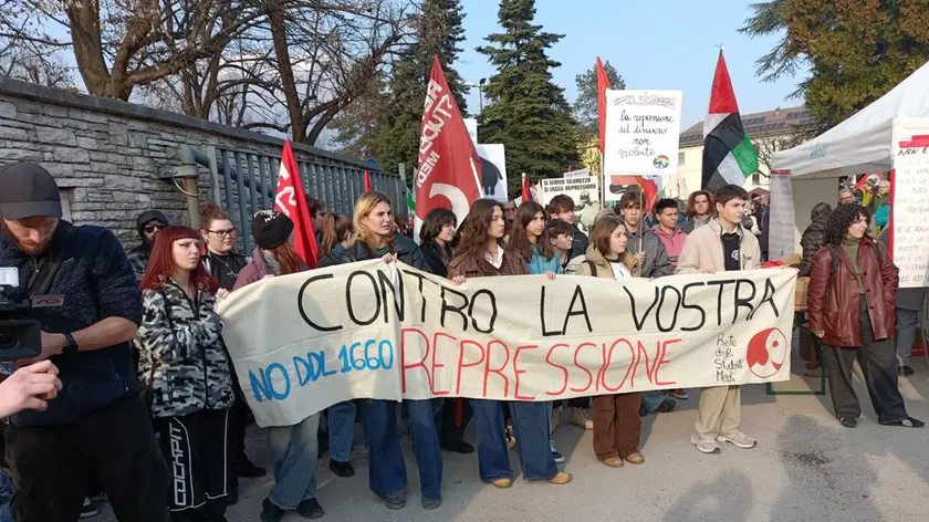 La manifestazione contro il ddl del governo a Belluno