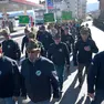 Alpini durante una sfilata