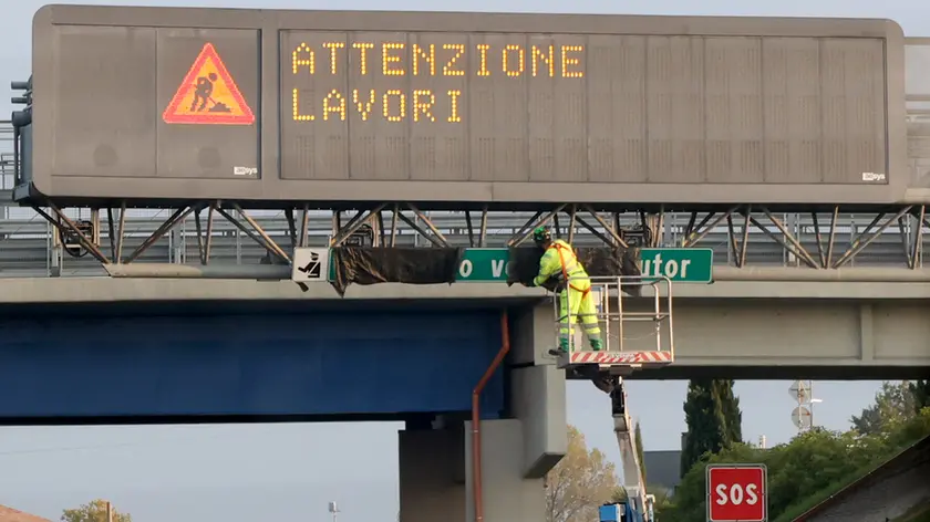 I cantieri per l'installazione dei tutor in A27: da venerdì 7 marzo diventano operativi