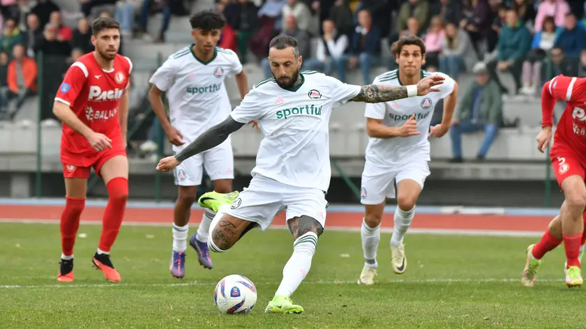 Il rigore segnato da Giacomo Marangon (Foto Beppe De Zanet)