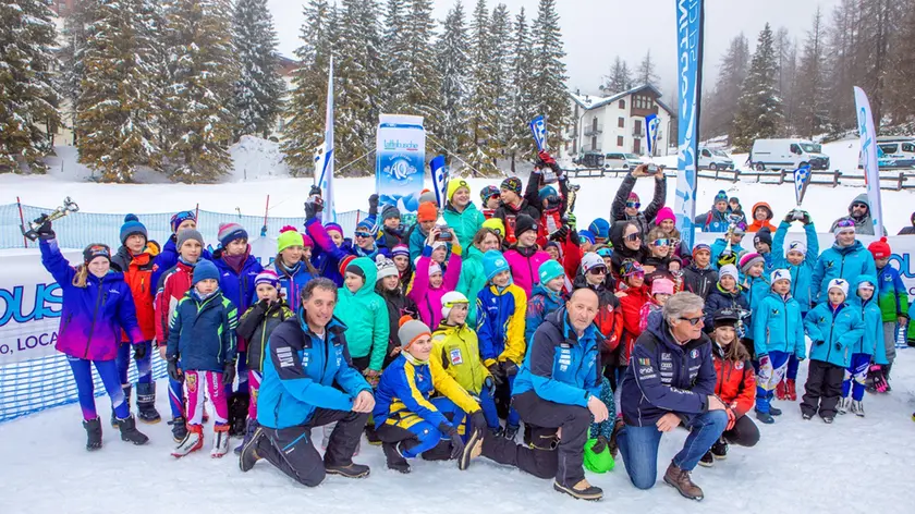 Il podio a squadre dello sci nordico del Gp Lattebusche