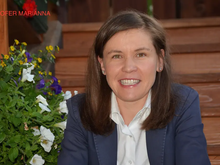 La sindaca di Valle Marianna Hofer