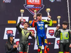 Marco Da Rold (primo dei premiati da sinistra) sul podio