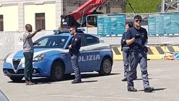 L'intervento delle forze dell'ordine in stazione a Belluno