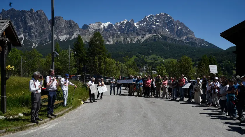 Cabinovia e cantieri, protesta a Mortisa