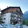 L’ex albergo che il Comune di San Tomaso vuole acquistare per dare alloggi ai lavoratori