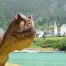 Una delle installazioni sulle rive del lago di Santa Caterina ad Auronzo