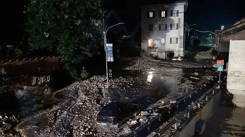 La colata detritica sulla statale di Alemagna a Cancia di Borca di Cadore