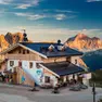 Il rifugio Averau sopra Cortina