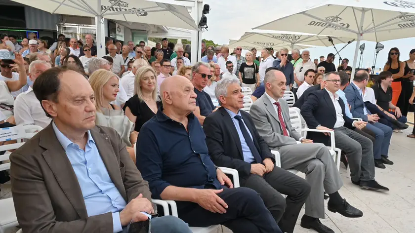 Presenti alla convention di FdI il questore e il prefetto di Udine