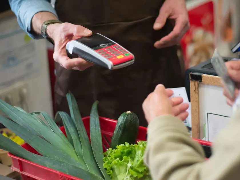 Michele ha lavorato come stagionale in un supermercato di Lignano