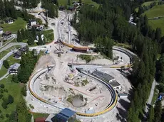 Gli edifici di partenza e arrivo della pista da bob di Cortina