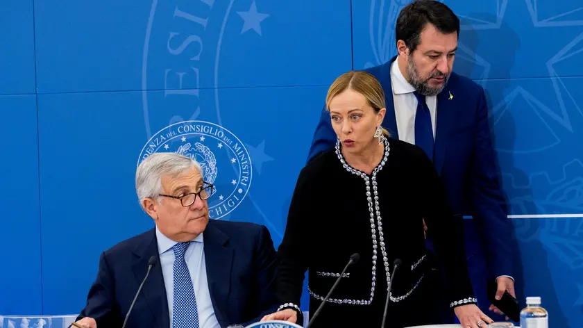 Da sinistra, Antonio Tajani, Giorgia Meloni e Matteo Salvini