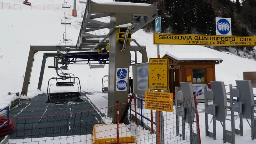 Uno scatto della seggiovia quadriposto “Ciuk – Laghetti” che verrà sostituita dai nuovi impianti Graffer