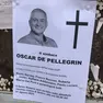 L'epigrafe con il volto del sindaco Oscar De Pellegrin affissa sulle bacheche comunali