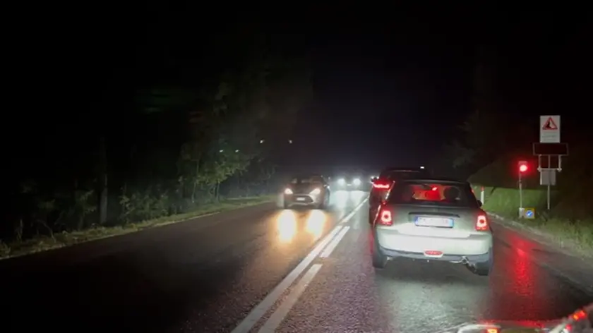 Il semaforo rosso sull'Alemagna a San Vito di Cadore