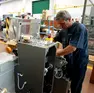 Operaio al lavoro