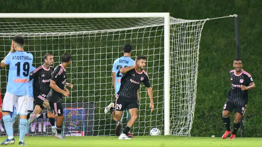 Il gol di Eljon Toci (foto De Zanet)