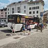 Un mezzo di Trillo alla fermata in piazza dei Martiri a Belluno