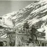 Osvaldo Montresor con un collega nel cantiere della diga di Mattmark
