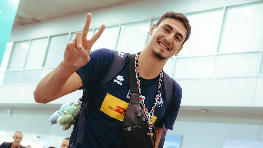 Alessandro Michieletto, stella dell’Italia, all’arrivo nelle Filippine