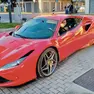 Tommaso Giuliano alla guida della sua auto. L’udienza preliminare in tribunale per il caso Green Project è stata fissata per l’inizio del 2026