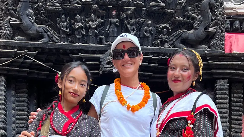 Alessia Fincato durante il suo viaggio in Nepal